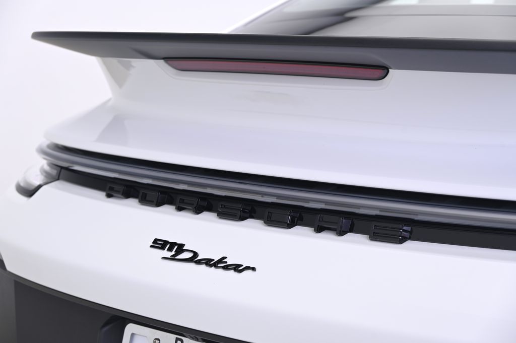 2024 Porsche 911 Carrera S 19