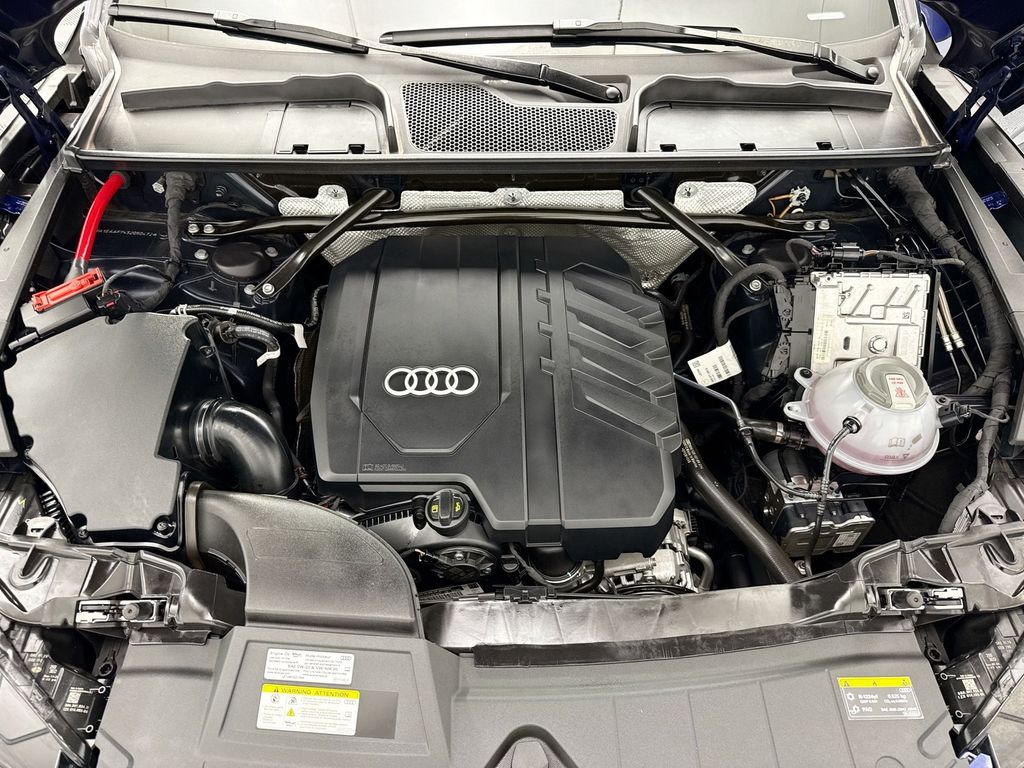 Thumbnail: 2025 Audi Q5 - 28