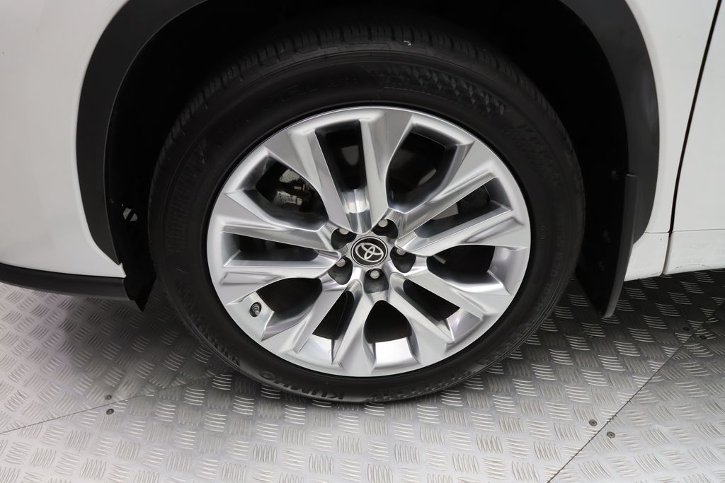2023 Toyota Highlander Limited 4