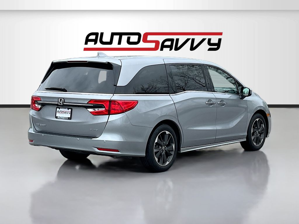 Used 2024 Silver Honda Elite image 7