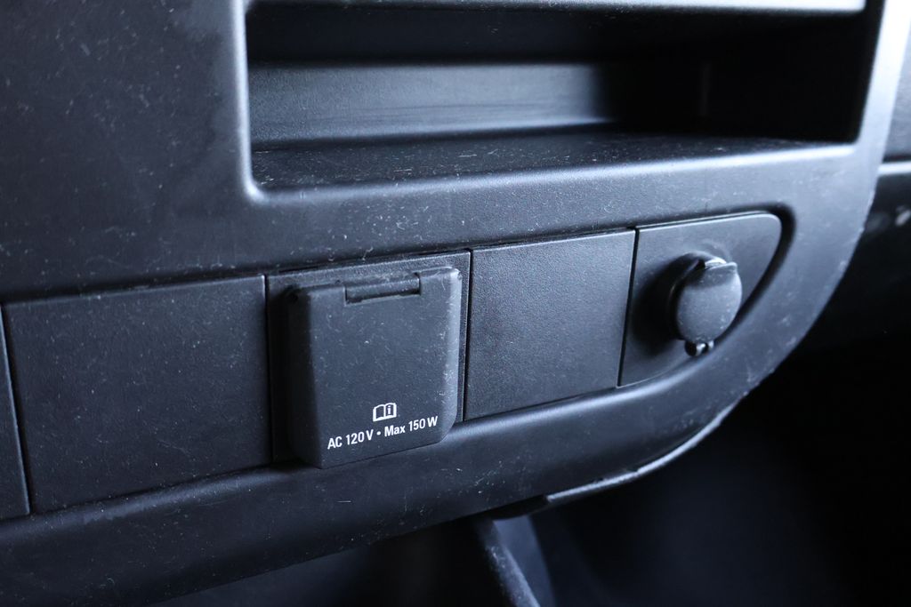 Thumbnail: 2023 GMC Savana - 30
