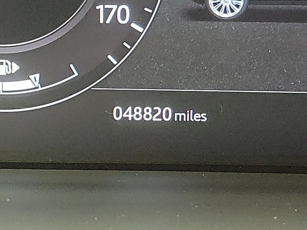 Thumbnail: 2019 Land Rover Range Rover - 20
