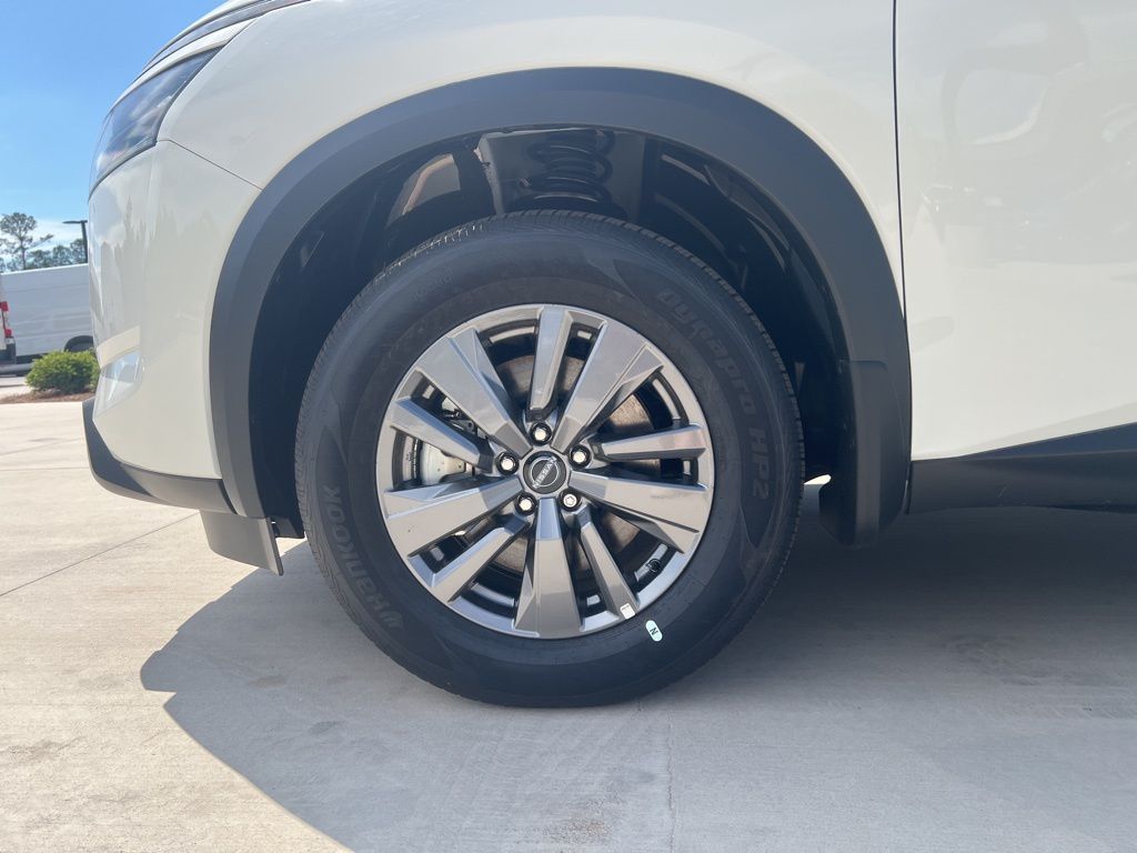 2025 Glacier White Nissan Pathfinder S FWD SUV