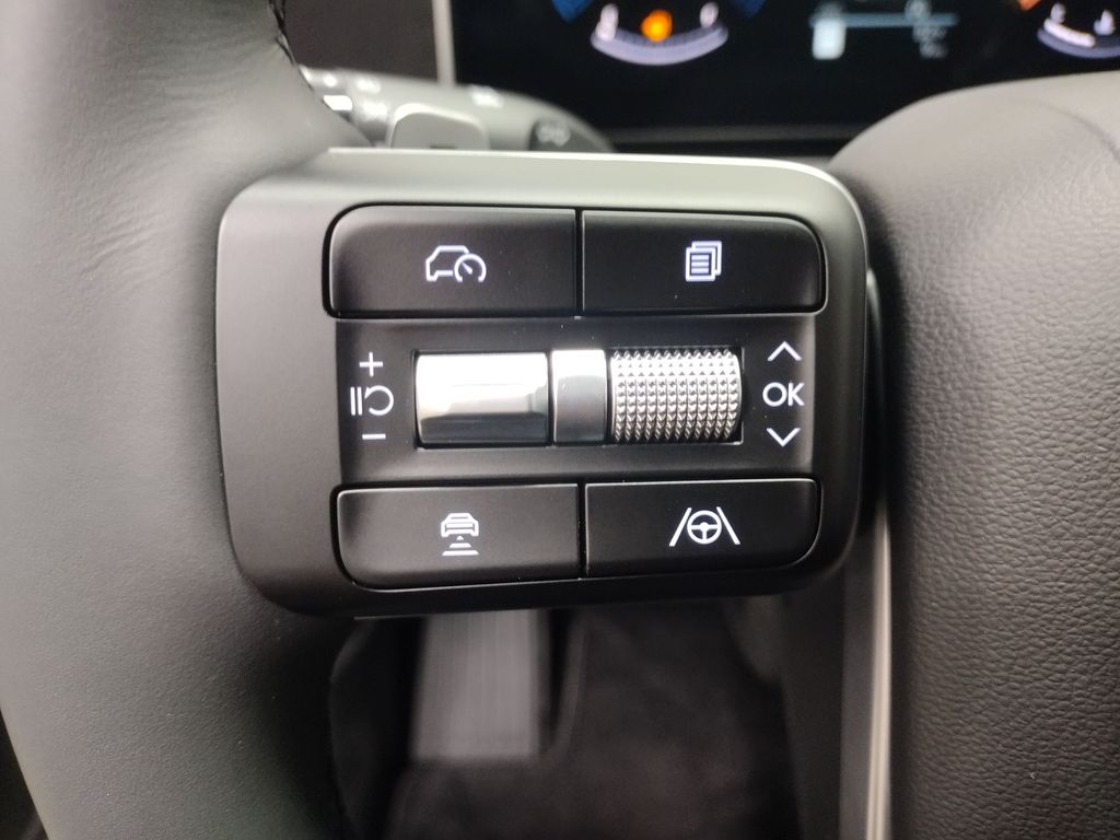 2025 Hyundai Santa Fe SE