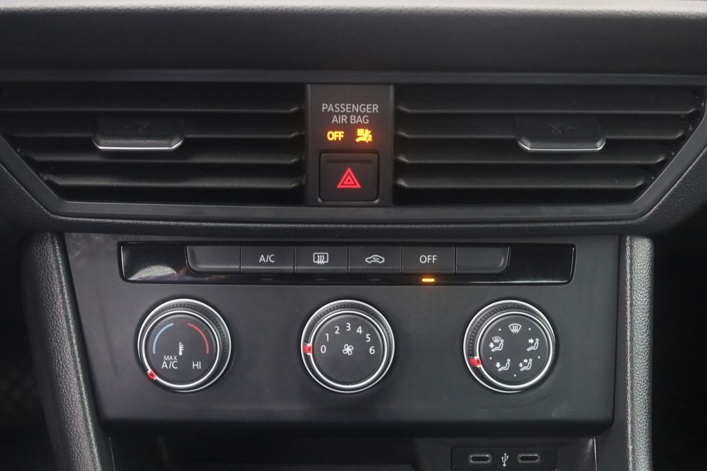 Used 2023 Volkswagen Jetta Sedan