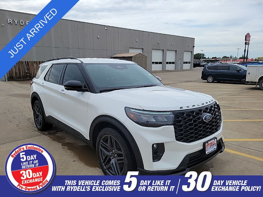 White Metallic 2025 Ford Explorer SUV / Crossover All-Wheel Drive Automatic