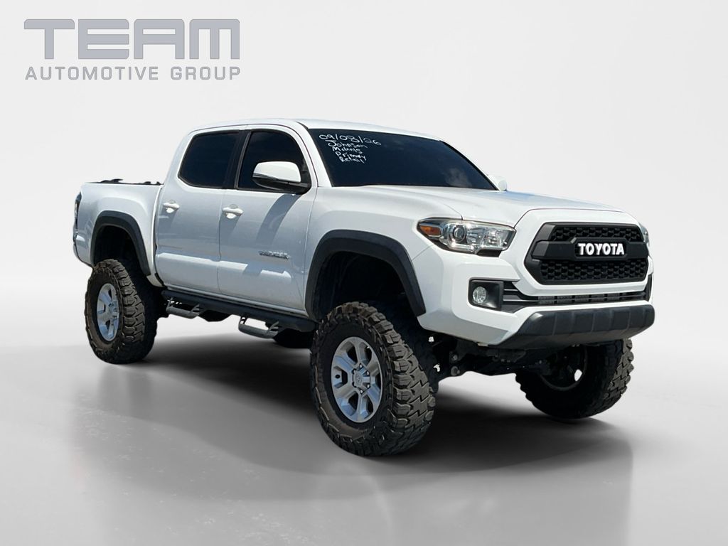Super White 2018 Toyota Tacoma Pickup Truck Four-Wheel Drive 6-Speed Automatic