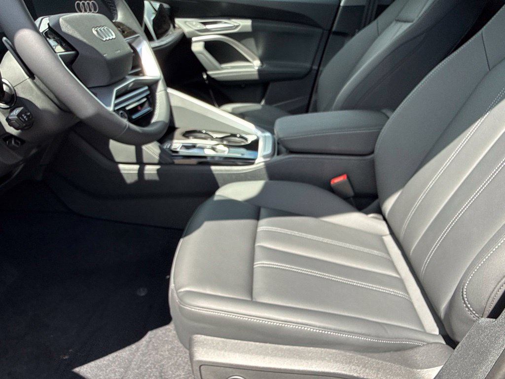 Thumbnail: 2026 Audi Q5 - 15