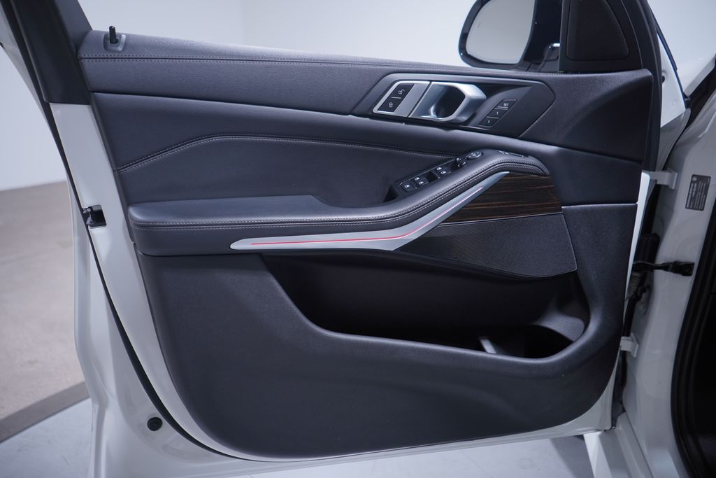 Thumbnail: 2020 BMW X5 - 16