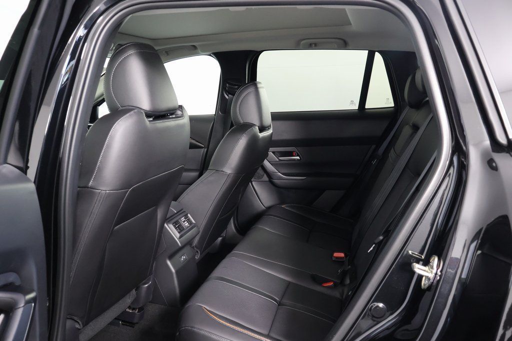 Thumbnail: 2026 Mazda CX-50 - 6