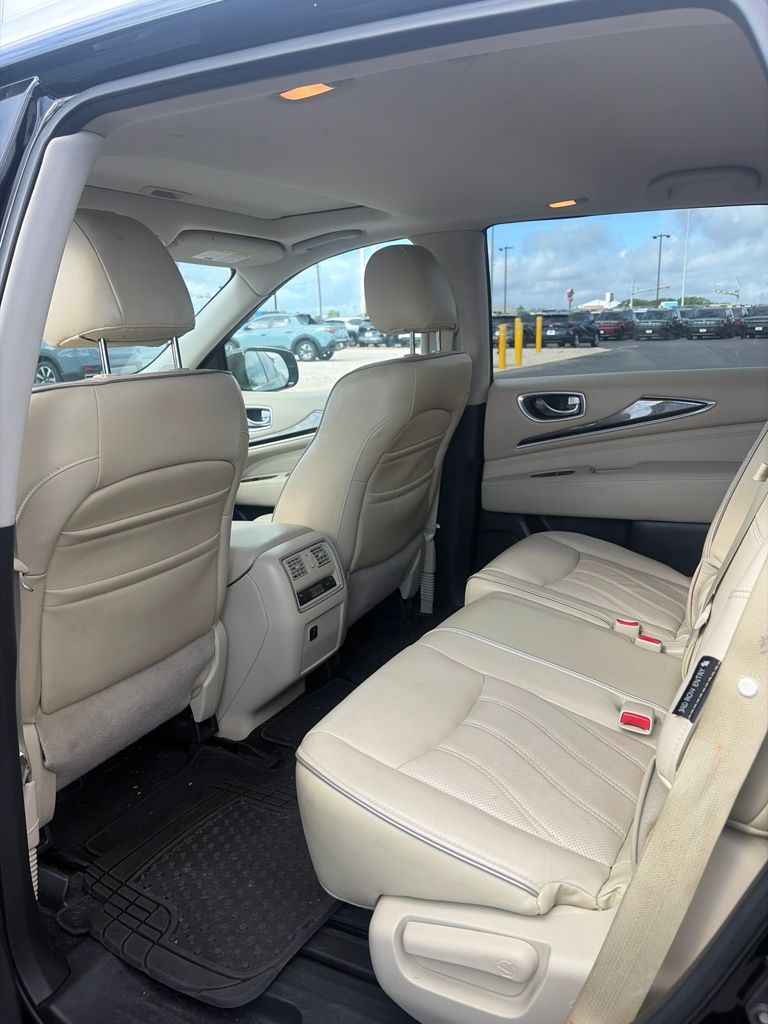 Thumbnail: 2018 INFINITI QX60 - 9