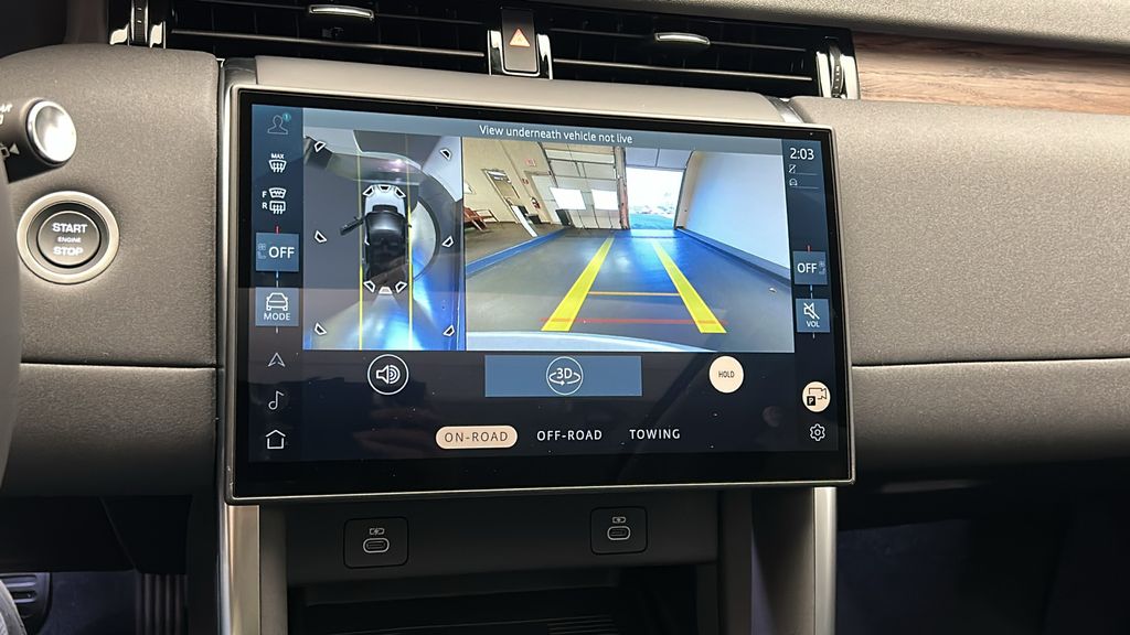 Thumbnail: 2025 Land Rover Discovery Sport - 18