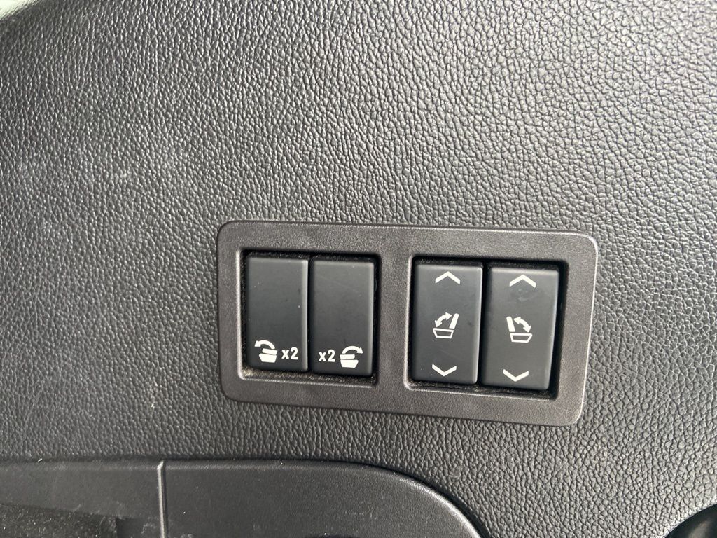 Thumbnail: 2018 GMC Yukon - 13