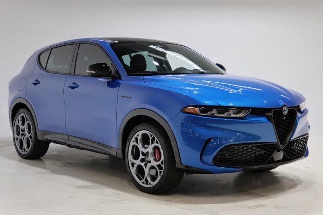 Misano Blue Metallic 2024 Alfa Romeo Tonale 6-Speed Automatic
