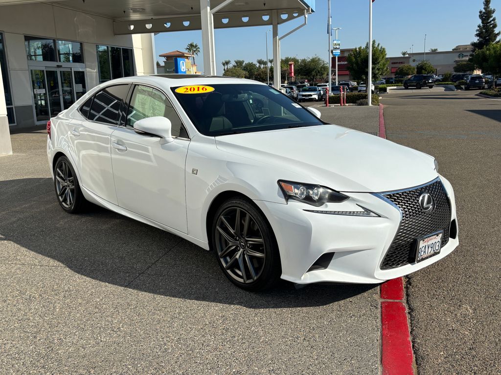 Thumbnail: 2016 Lexus IS - 3