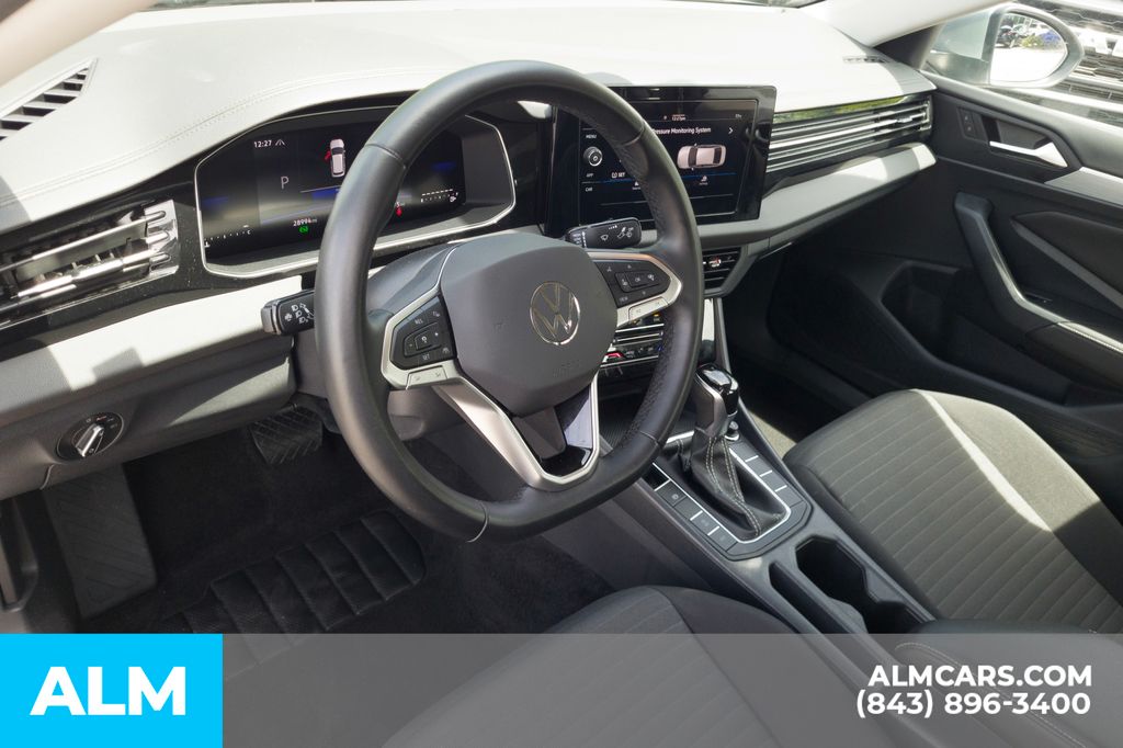Used 2025 Silver Volkswagen 1.5T S image 12