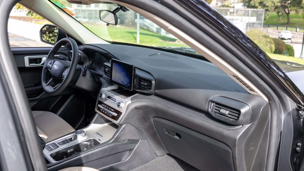 Used 2021 Ford Explorer Base 4D Sport Utility