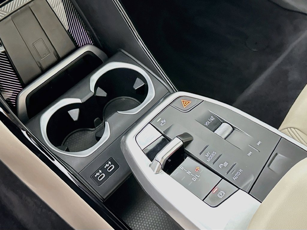 Thumbnail: 2024 BMW X1 - 16