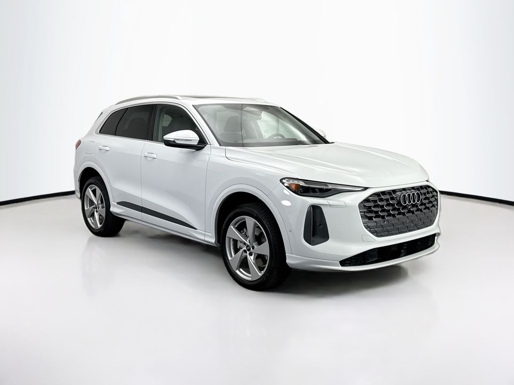 Thumbnail: 2025 Audi Q5 - 3