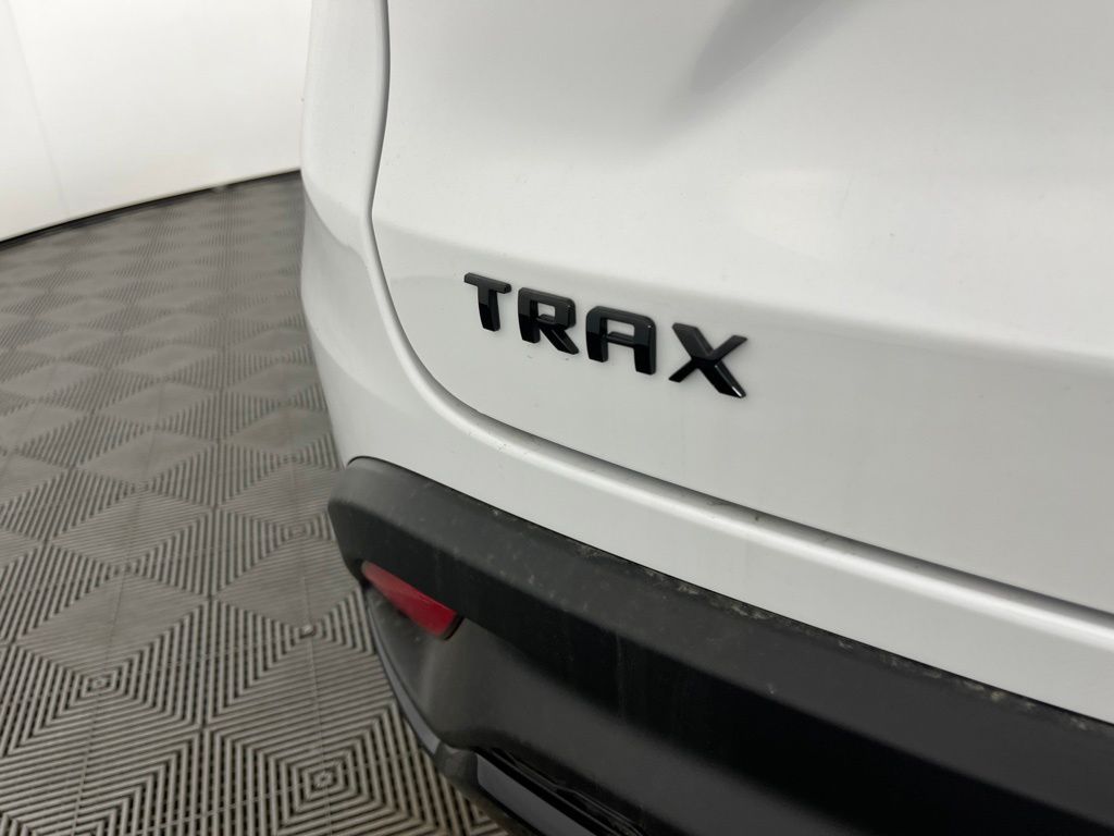 Thumbnail: 2026 Chevrolet Trax - 18
