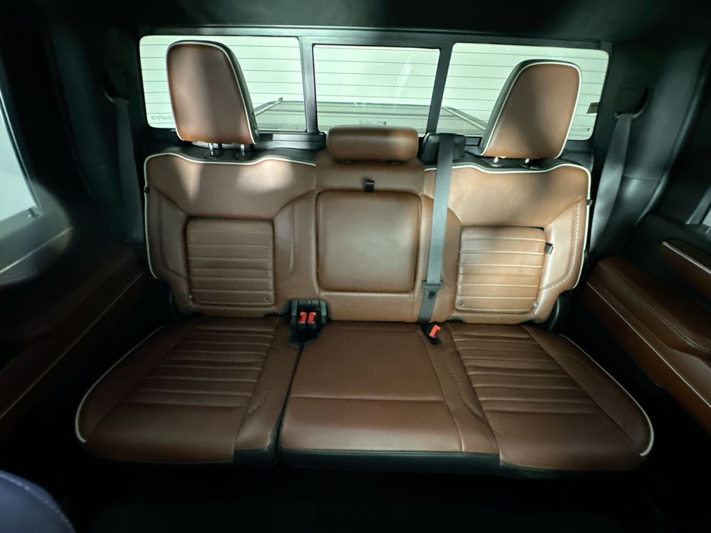 GMCSierra 2500HD13