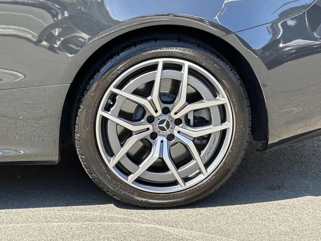 Thumbnail: 2023 Mercedes-Benz E-Class - 19