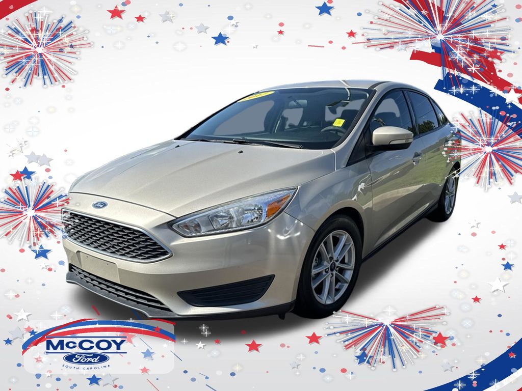 White Gold Metallic 2017 Ford Focus Sedan Front-Wheel Drive 6-Speed Automatic