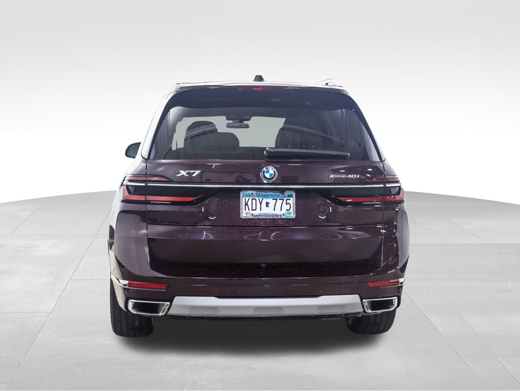 Thumbnail: 2023 BMW X7 - 4