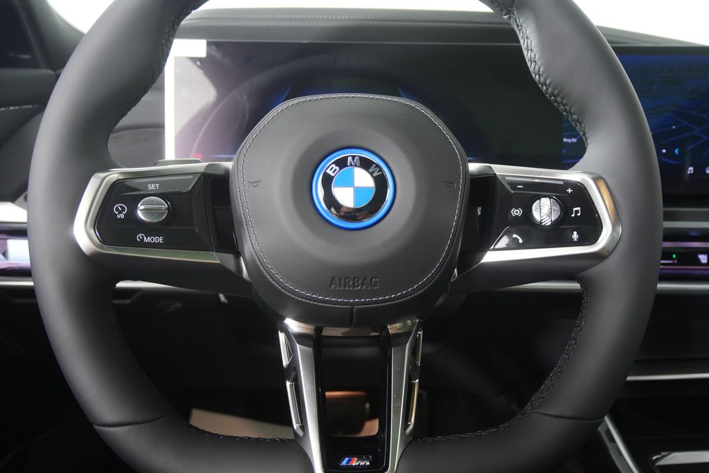 Thumbnail: 2026 BMW i7 - 19