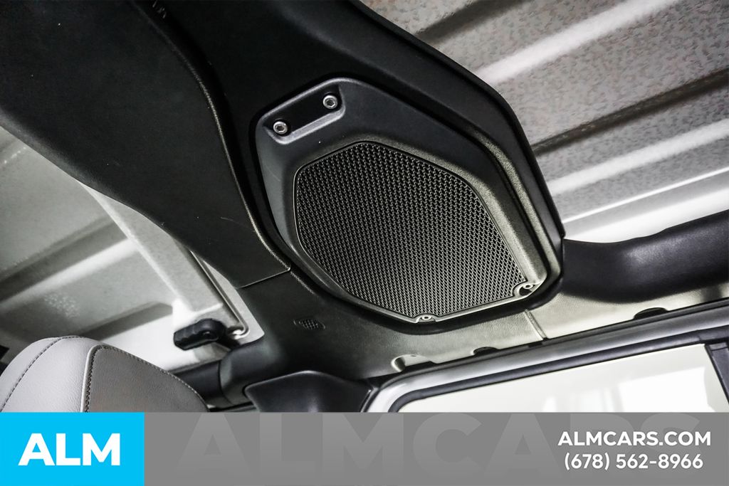 Used 2020 White Jeep Mojave image 51