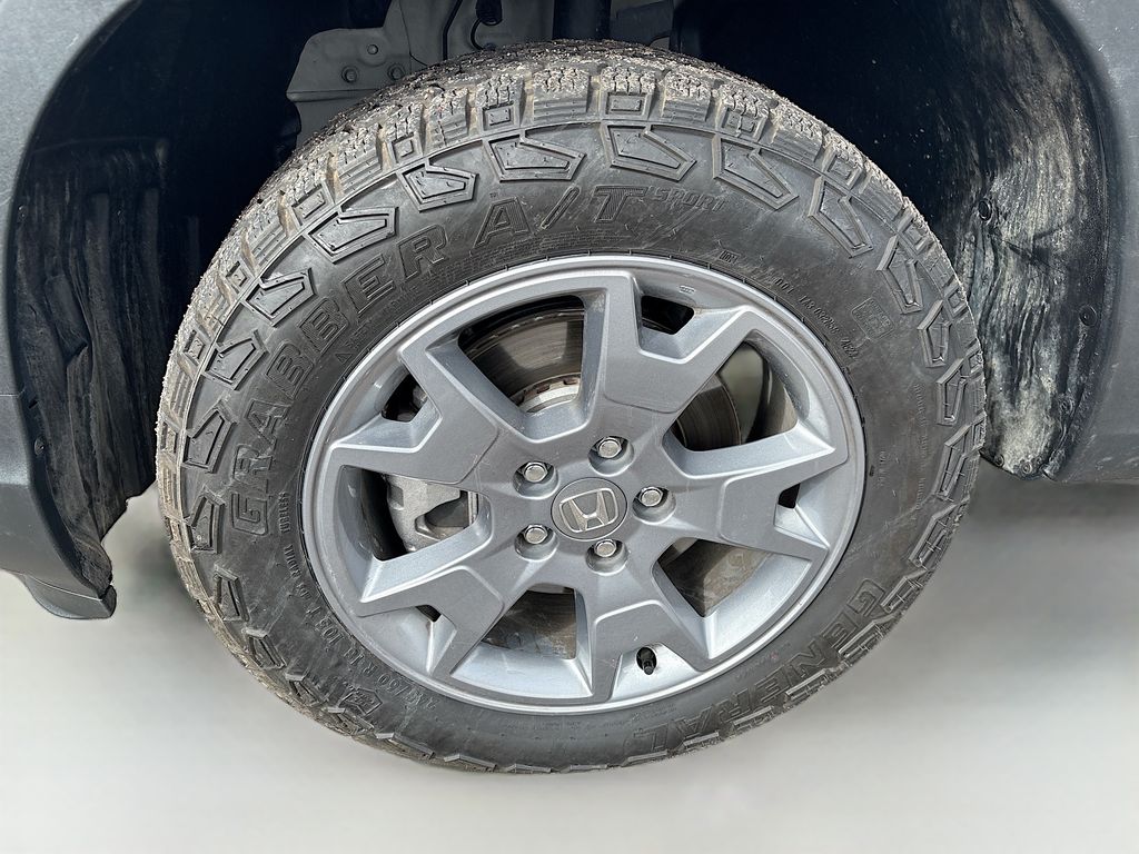 Used 2025 White Honda TrailSport image 31