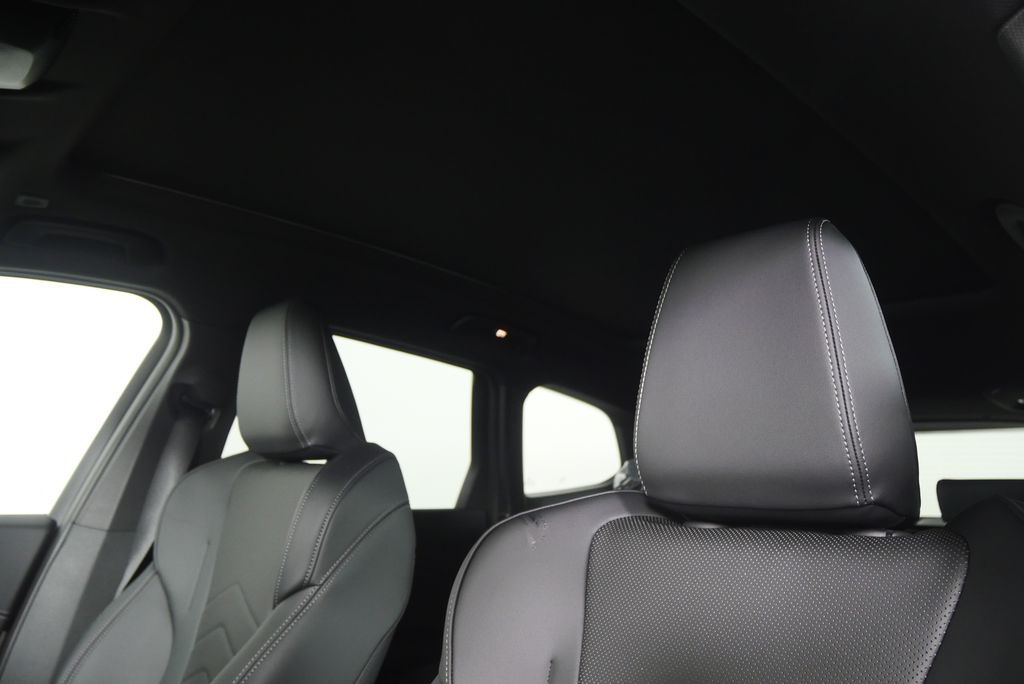 Thumbnail: 2026 BMW X1 - 11