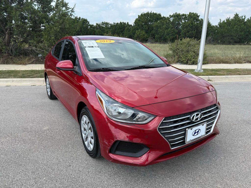 Thumbnail: 2019 Hyundai Accent - 3