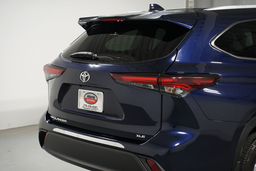 Thumbnail: 2024 Toyota Highlander - 9