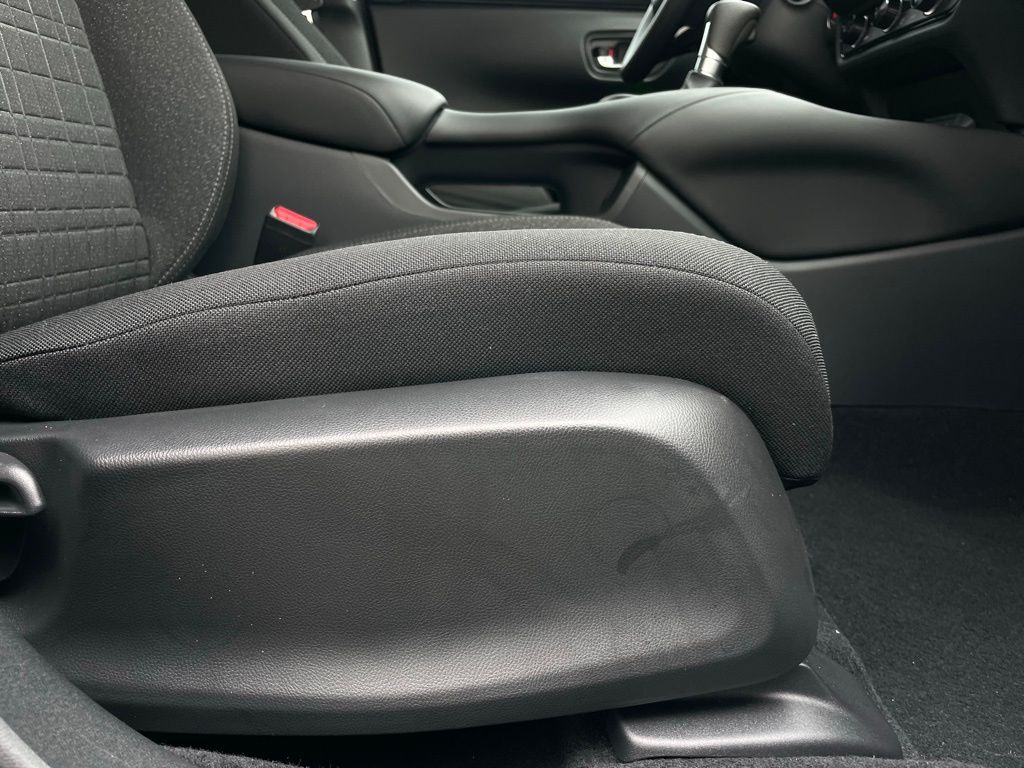 Thumbnail: 2026 Honda HR-V - 30