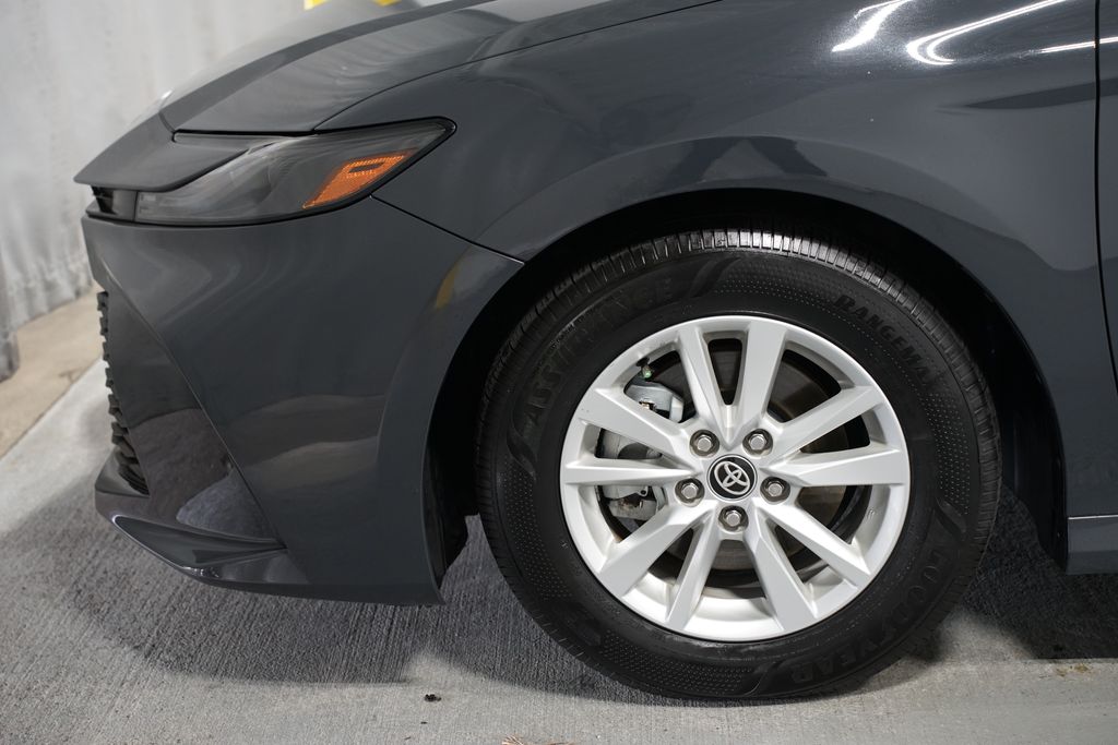 Thumbnail: 2025 Toyota Camry - 5