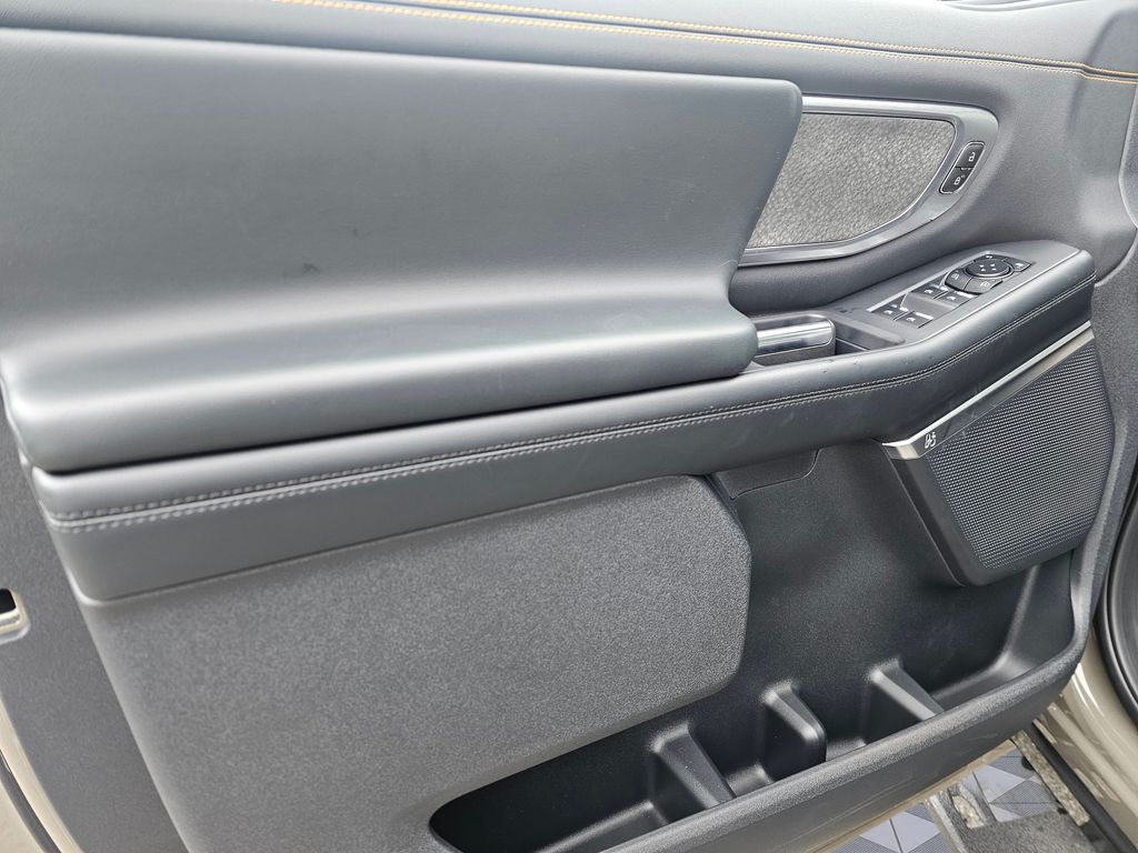 New 2026 Gray Ford Tremor image 19