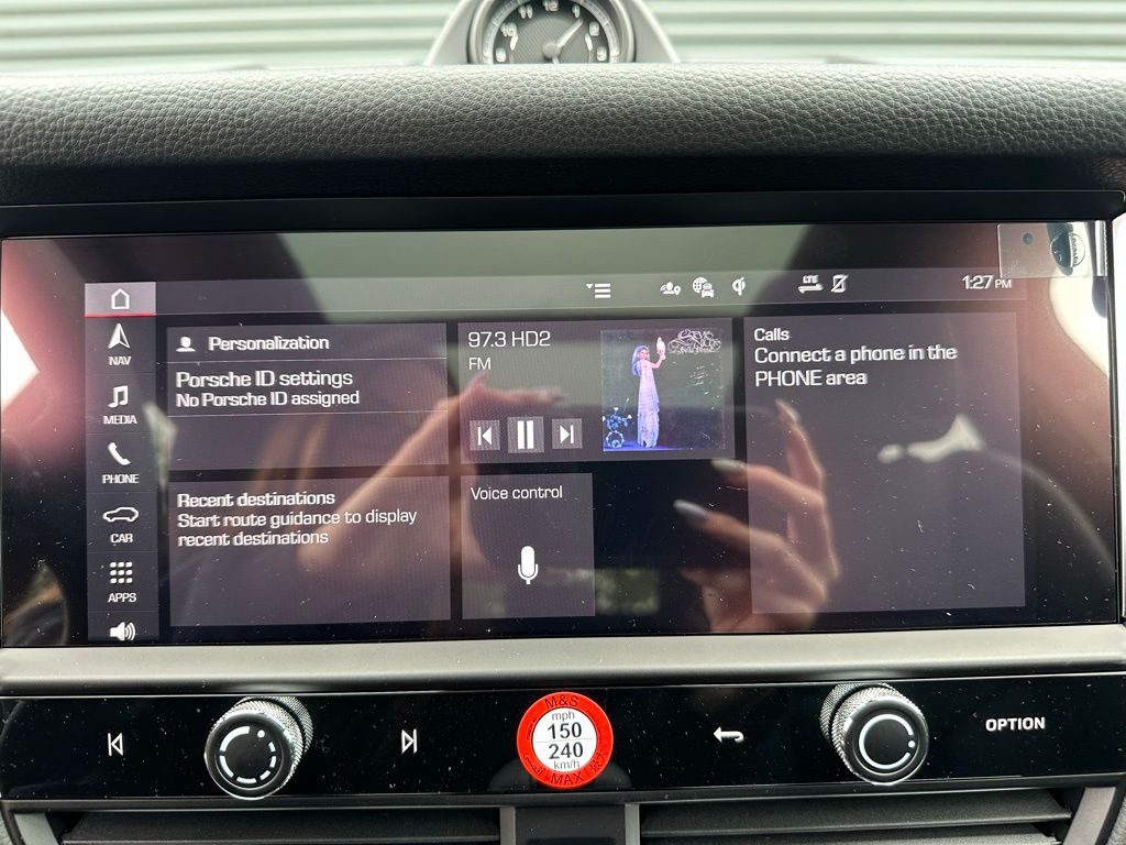 Thumbnail: 2026 Porsche Macan - 29