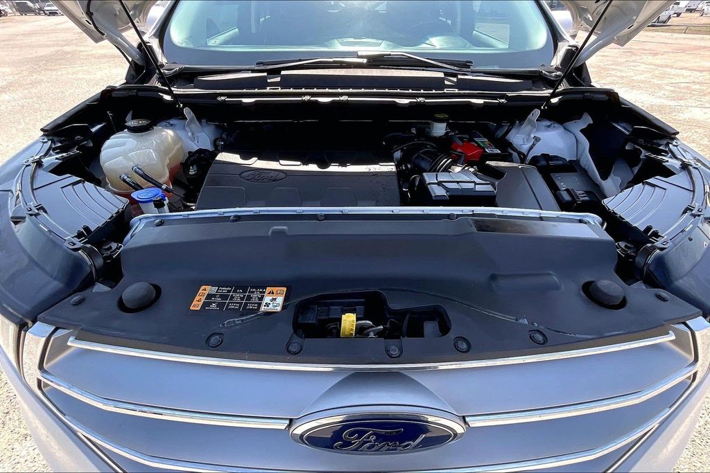 Used 2018 Ford Edge Titanium 4D Sport Utility