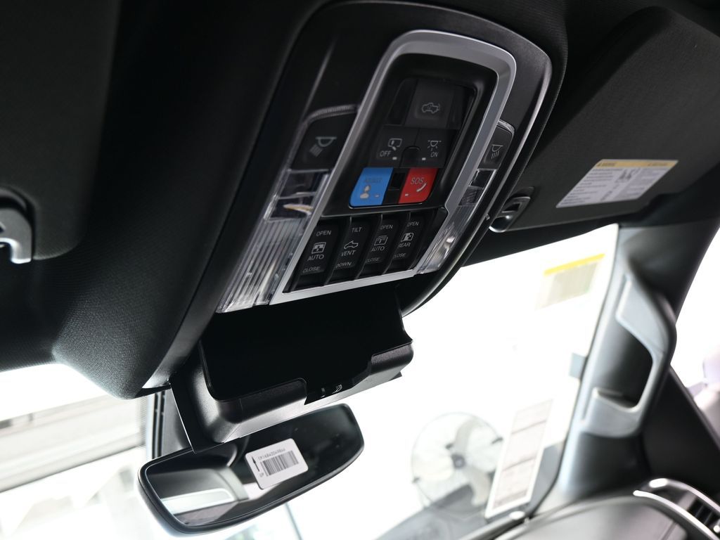 New 2026 Canyon Lake Ram Laramie image 26