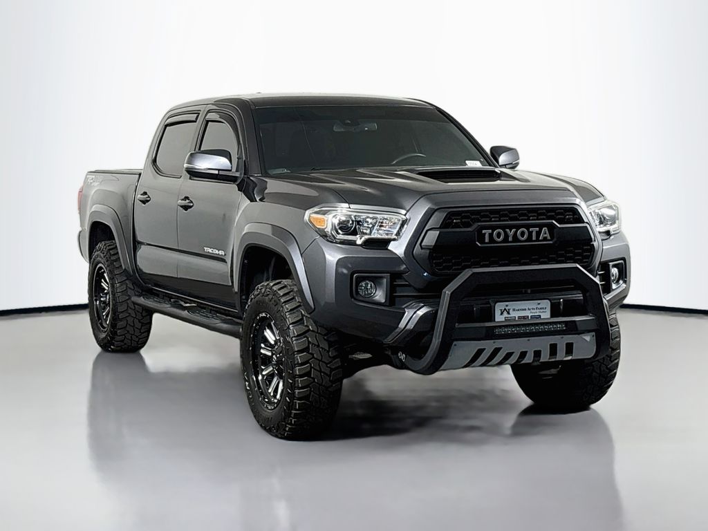 Magnetic Gray Metallic 2019 Toyota Tacoma Pickup Truck Four-Wheel Drive 6-Speed Automatic