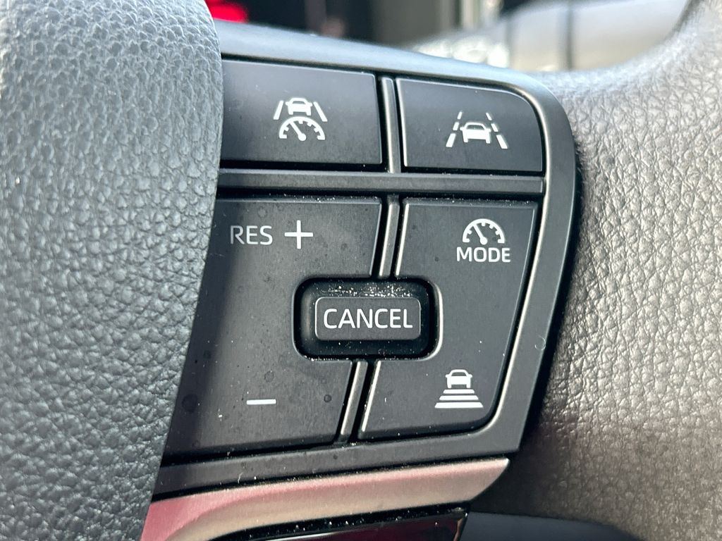 Thumbnail: 2025 Toyota Camry - 17