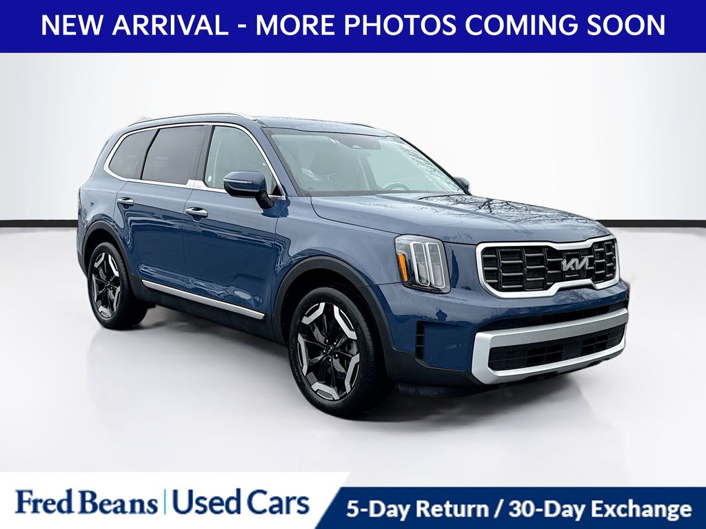 Midnight Lake Blue 2025 Kia Telluride S FWD SUV / Crossover Front-Wheel Drive 8-Speed Automatic
