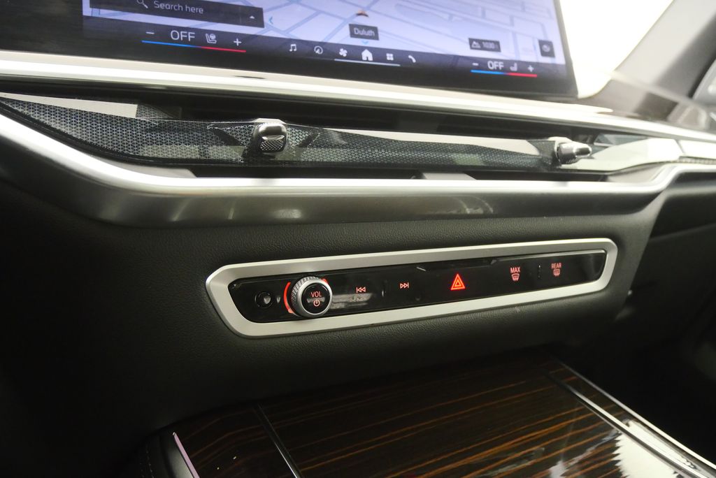 Thumbnail: 2026 BMW X5 - 27