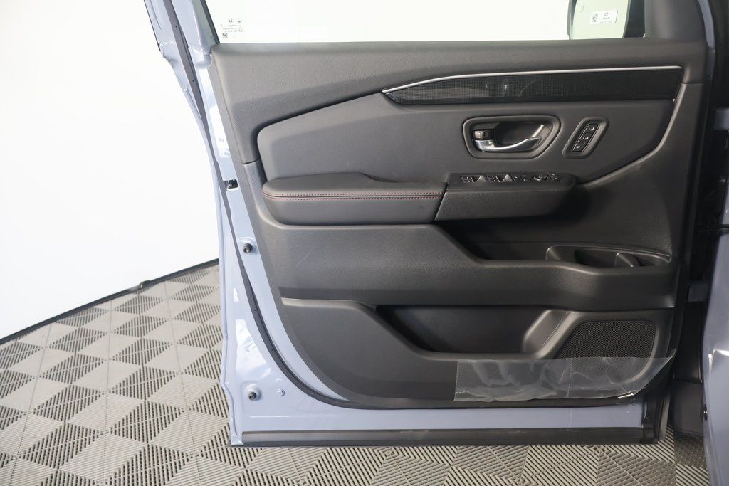 2025 Honda Pilot Black Edition 8