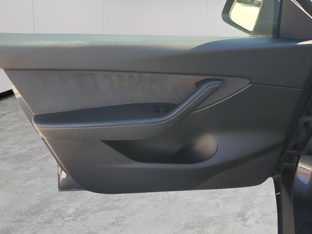 Used Car 2021 Tesla Model Y  Long Range For Sale Under $30,000 In Austin, Texas