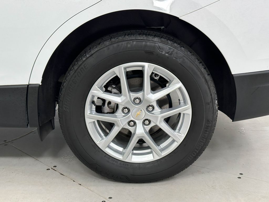 ChevroletEquinox32