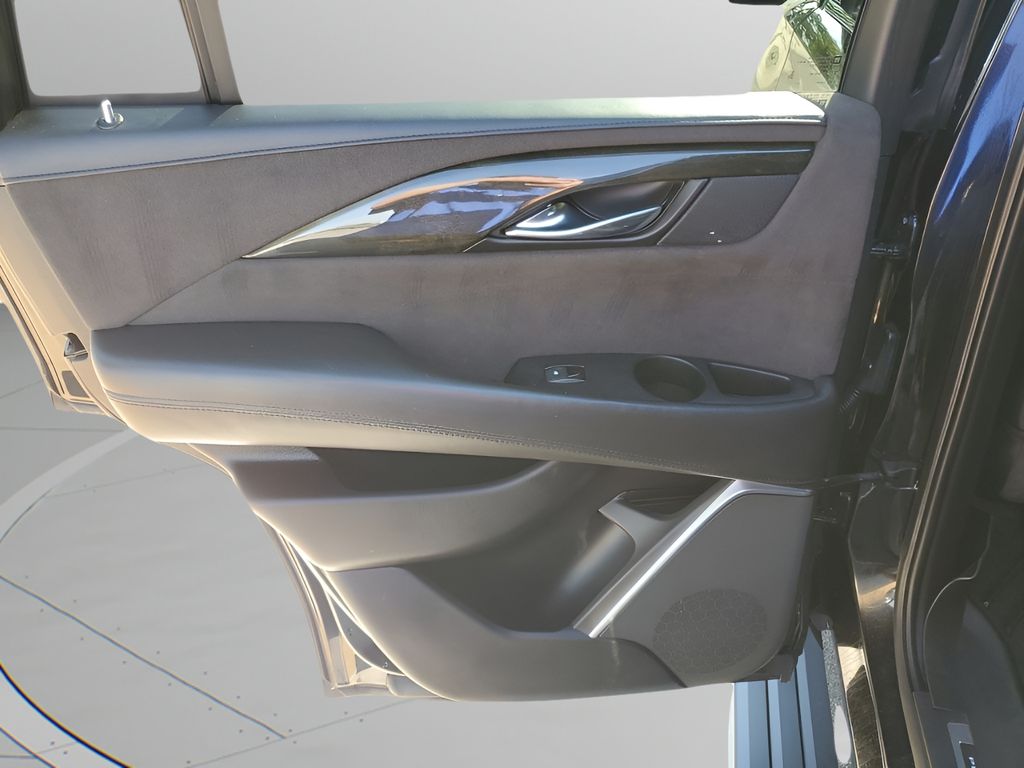 Used Car 2020 Cadillac Escalade  Platinum Edition For Sale Under $35,000 In Austin, Texas