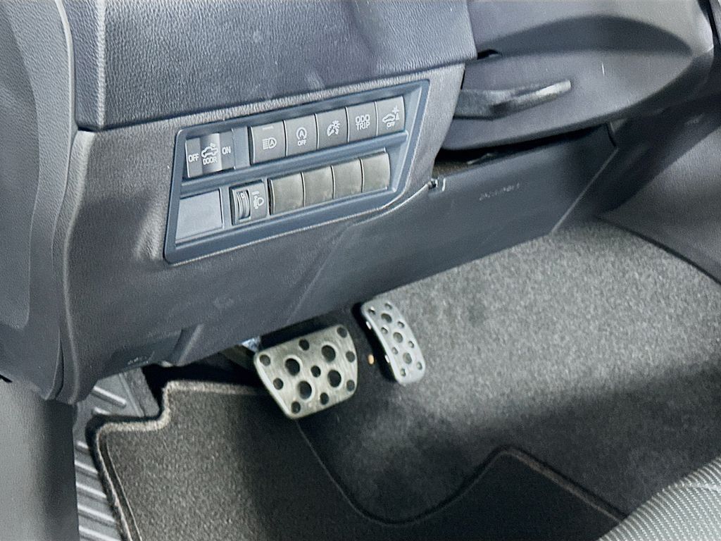 Thumbnail: 2024 Toyota Tundra - 10