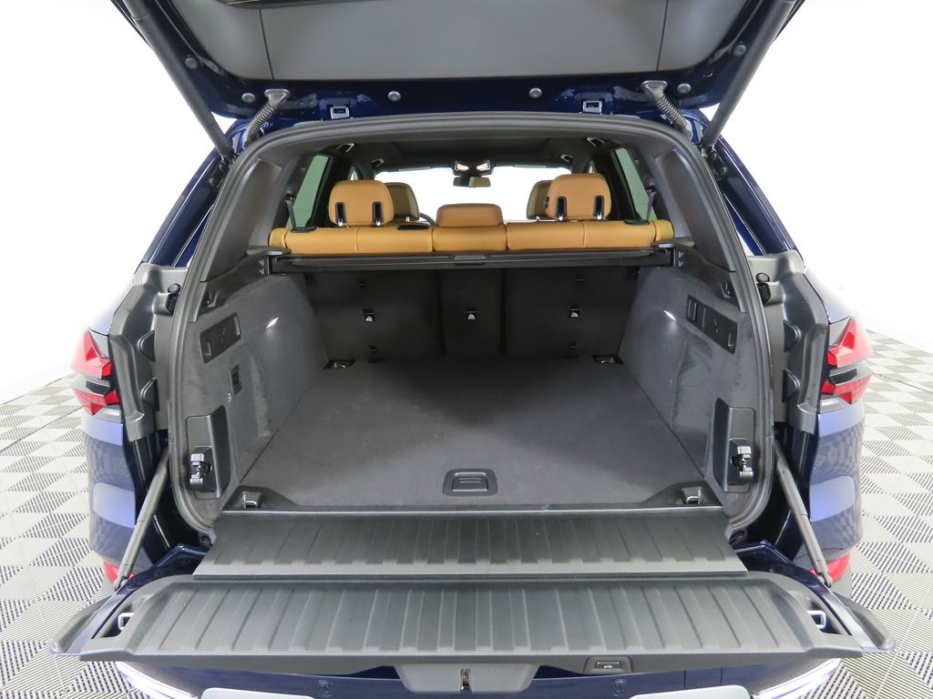 Thumbnail: 2026 BMW X5 - 29